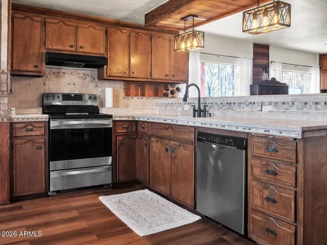 $500,000 | 500 South Foundation Five Road, Benson, AZ 85602