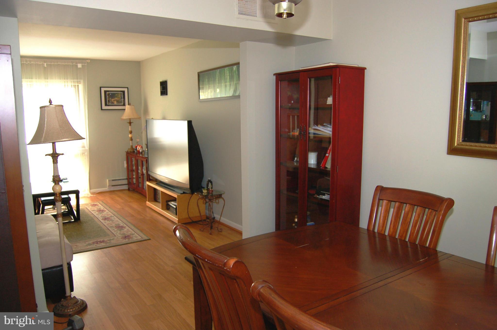 2452 Cloudcroft Square Reston, VA 20191 - Photo 5 of 25 Dining Room- Living Room
