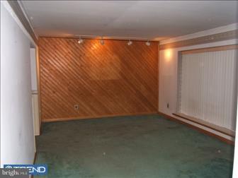 32 Henry Street Riverside, NJ 08075 - Photo 3 of 5