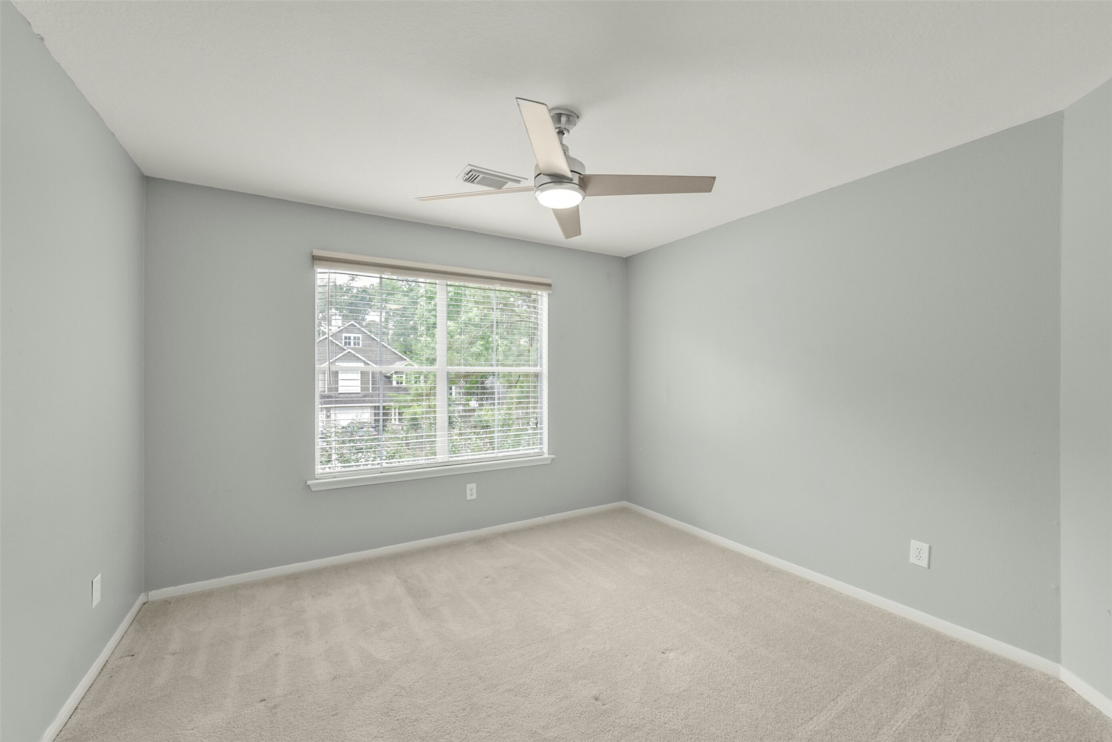22 East New Avery Place Spring, TX 77382 - Photo 42 of 46 Fourth bedroom upstairs.
