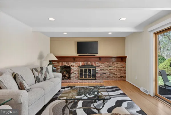 $850,000 | 3 Rymill Terrace, Cherry Hill, NJ 08003
