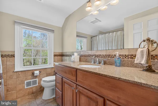 $850,000 | 3 Rymill Terrace, Cherry Hill, NJ 08003
