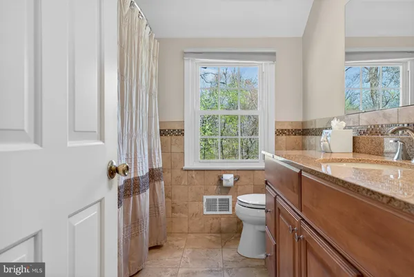 $850,000 | 3 Rymill Terrace, Cherry Hill, NJ 08003