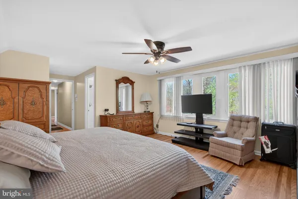 $850,000 | 3 Rymill Terrace, Cherry Hill, NJ 08003