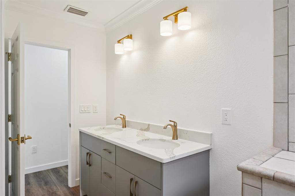 10826 Twin Palms Ranch Road Gibsonton, FL 33534 - Photo 31 of 43 Gallery Image 31
