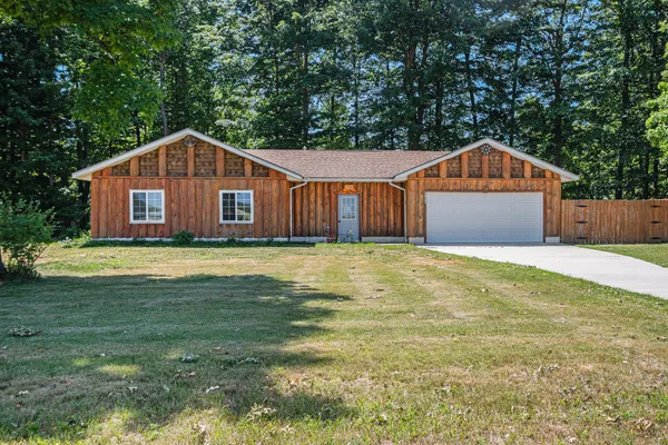 $235,000 | 3933 West Harrison Road, Hart, MI 49420