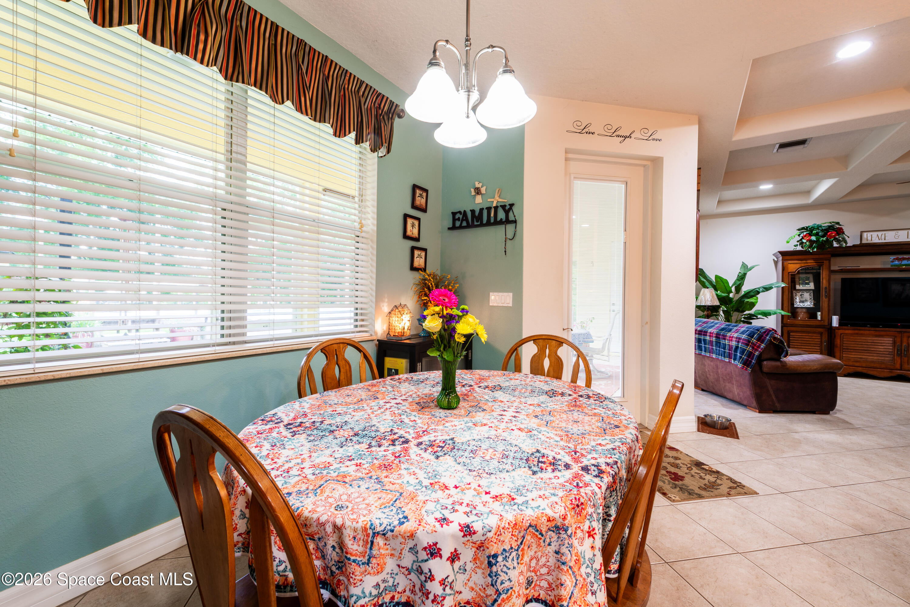 5361 Coleda Lane Mims, FL 32754 - Photo 8 of 43 Side Dining