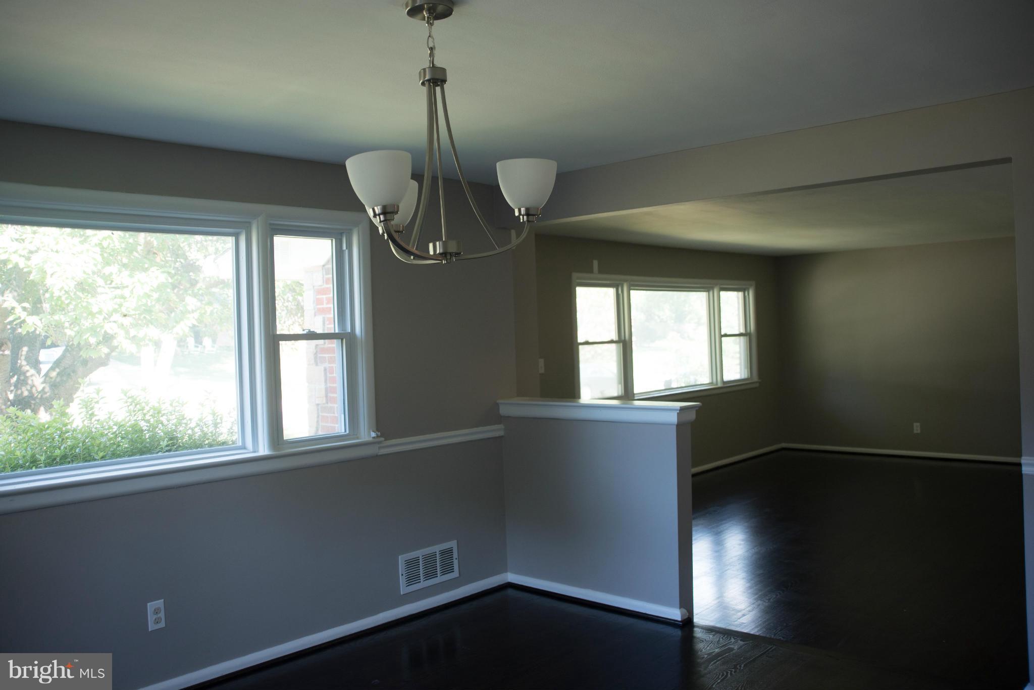 13206 Bregman Road Silver Spring, MD 20904 - Photo 14 of 30 Dining Room
