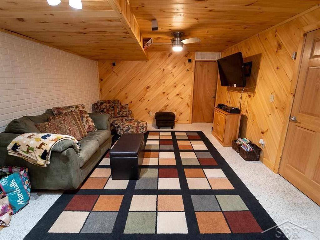 4445 Lang Road Beaverton, MI 48612 - Photo 34 of 66