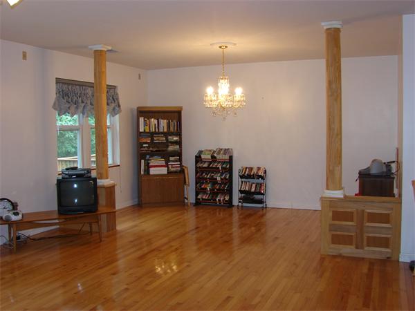 25 Royalston Road Phillipston, MA 01331 - Photo 3 of 16