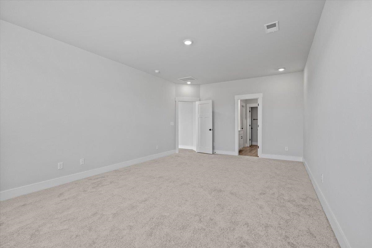 12038 Mahogany Circle Inman, SC 29349 - Photo 18 of 29 Gallery Image 18