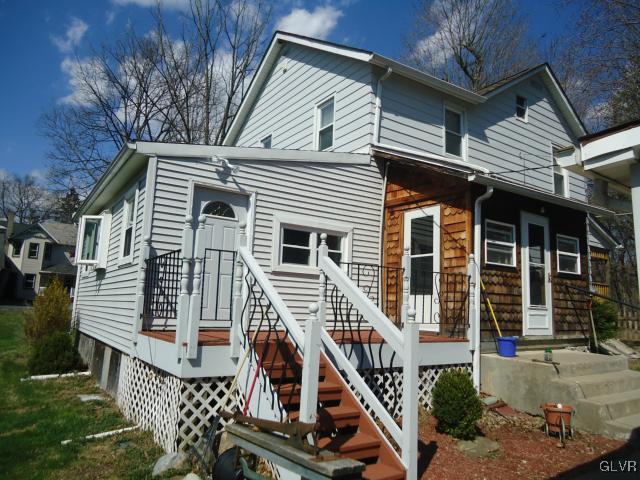 260 Shooktown Road Bangor, PA 18013 - Photo 3 of 20 a front view of a house