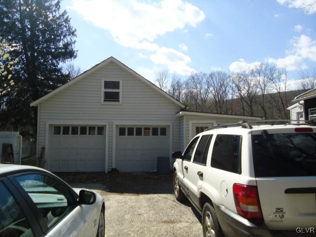 260 Shooktown Road Bangor, PA 18013 - Photo 9 of 20 a view of roof with sitting area