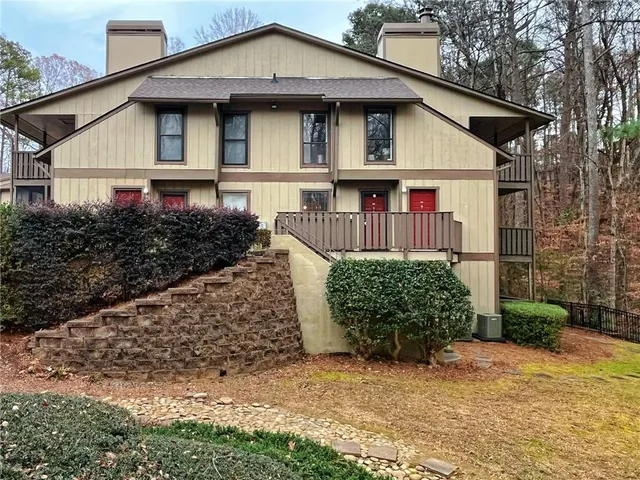 $259,900 | 1508 Woodcliff Drive, Sandy Springs, GA 30350
