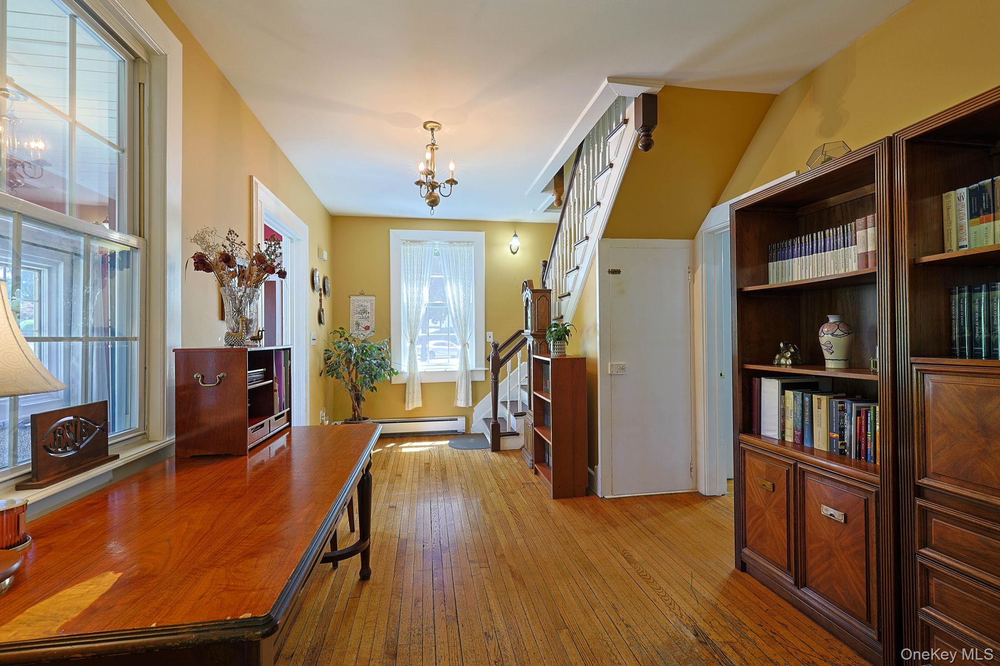 9 Library Road Tuxedo Park, NY 10987 - Photo 4 of 37 Sitting area on main level.