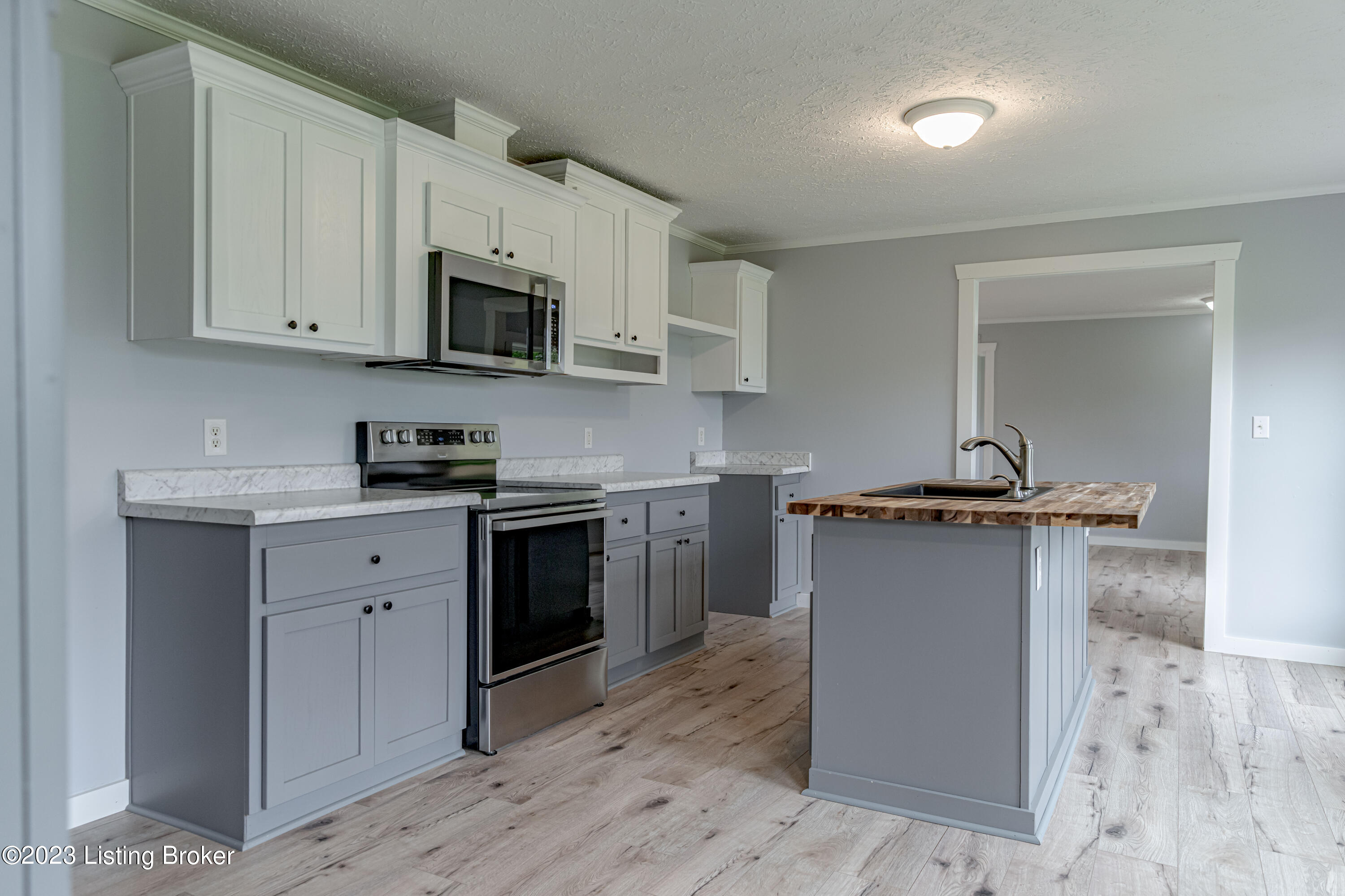 8118 Sulphur Road Sulphur, KY 40070 - Photo 21 of 51 DSC06056