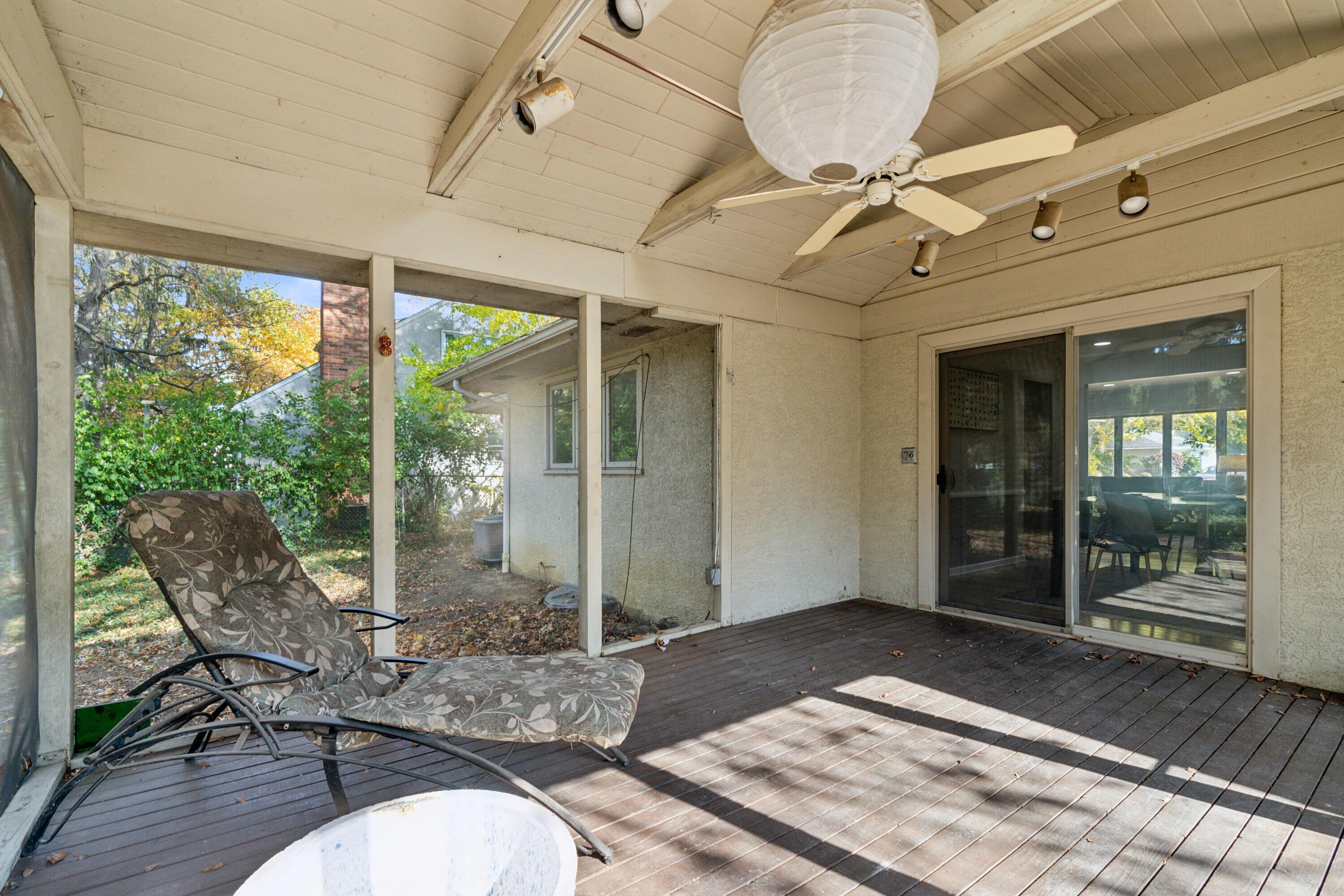 1479 Kenwick Road Columbus, OH 43209 - Photo 25 of 30 Screened-In Porch