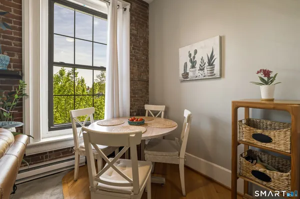 $1,900 | 130 Main Street, Unit 3A, Canton, CT 06019