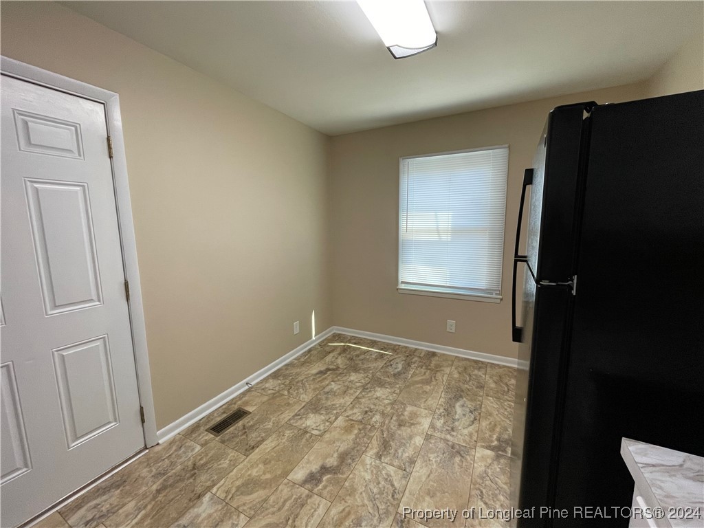 922 Rochester Drive Fayetteville, NC 28305 - Photo 13 of 40