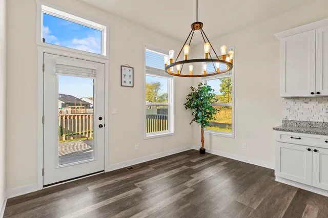 $339,900 | 9950 Leana Drive, Roscoe, IL 61073