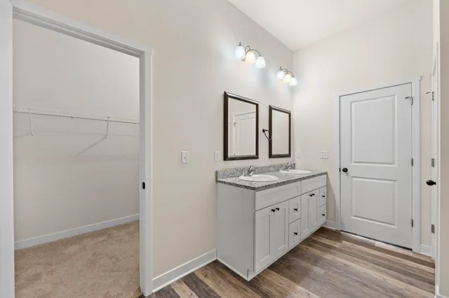 $339,900 | 9950 Leana Drive, Roscoe, IL 61073