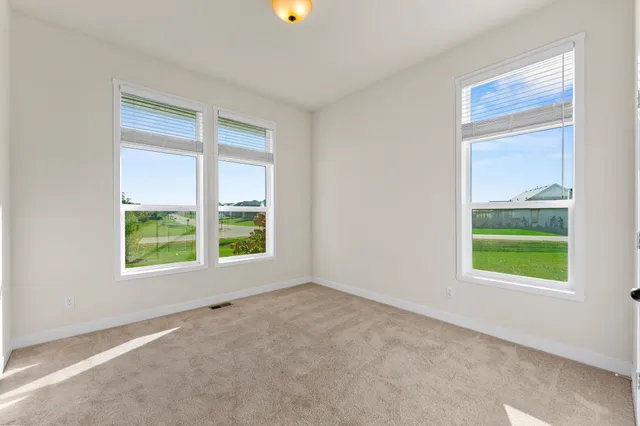 $339,900 | 9950 Leana Drive, Roscoe, IL 61073