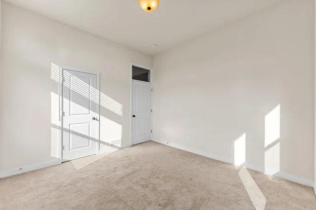 $339,900 | 9950 Leana Drive, Roscoe, IL 61073