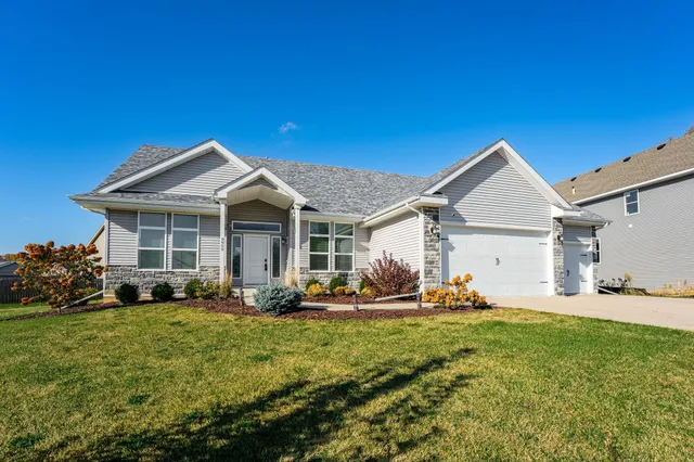 $339,900 | 9950 Leana Drive, Roscoe, IL 61073