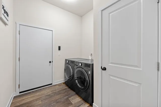 $339,900 | 9950 Leana Drive, Roscoe, IL 61073