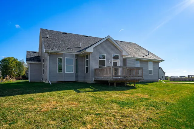 $339,900 | 9950 Leana Drive, Roscoe, IL 61073