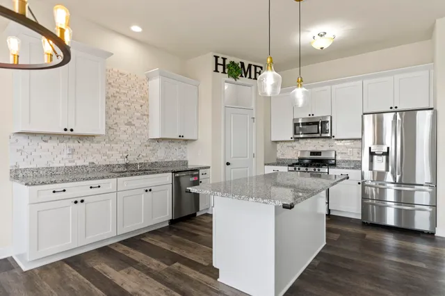 $339,900 | 9950 Leana Drive, Roscoe, IL 61073