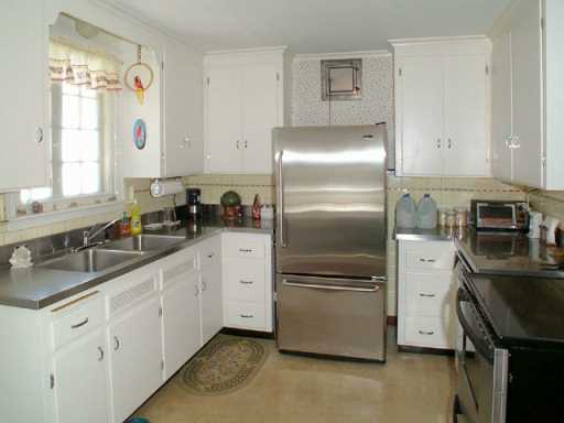 786 Harris Avenue Woonsocket, RI 02895 - Photo 4 of 8 Other.