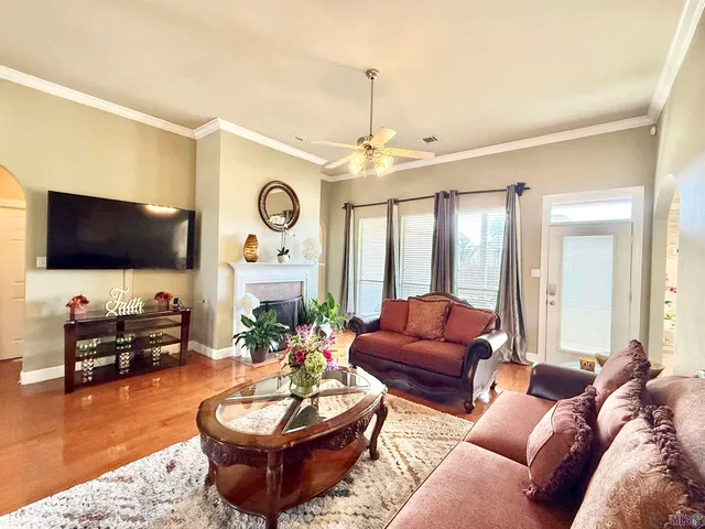 $385,000 | 6142 Waterford Lane, Sorrento, LA 70778