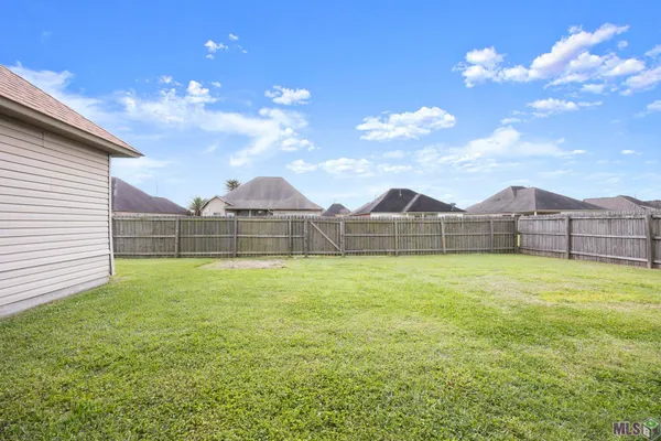 $385,000 | 6142 Waterford Lane, Sorrento, LA 70778