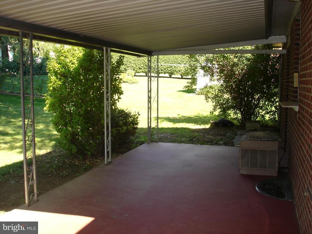 536 Lexington Road Lancaster, PA 17603 - Photo 7 of 13 Gallery Image 7
