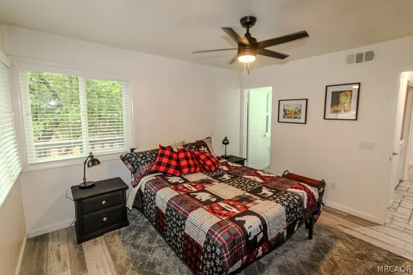$2,700 | 43063 Goldmine Woods Lane, Big Bear Lake, CA 92315