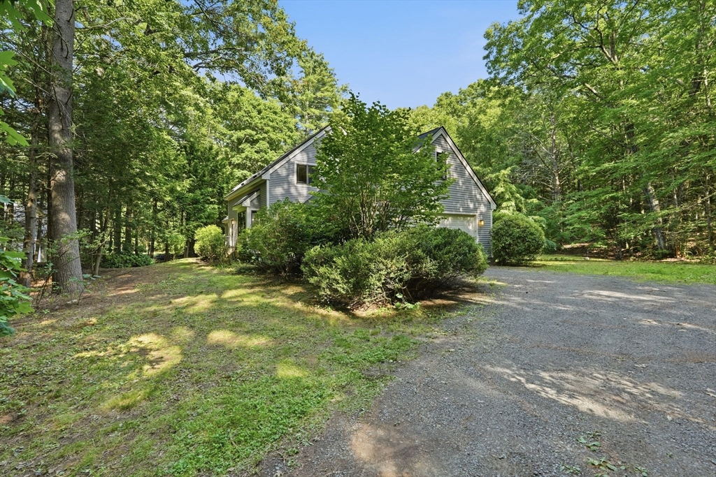470 Montague Road Sunderland, MA 01375 - Photo 2 of 42