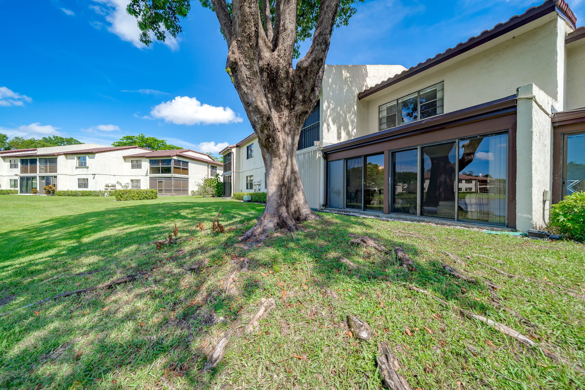 21743 Arriba Real, Unit 28G Boca Raton, FL 33433 - Photo 35 of 42 51-web-or-mls-Exterior-12