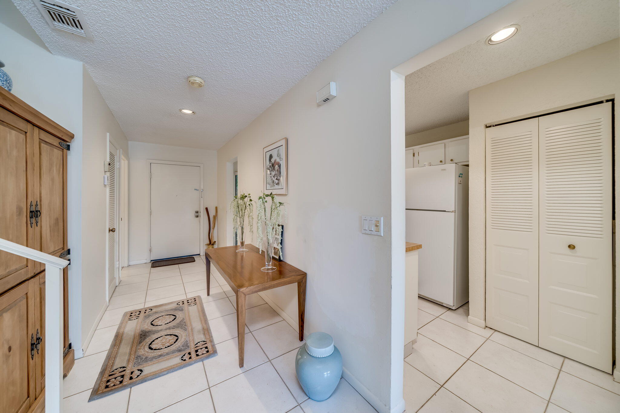 21743 Arriba Real, Unit 28G Boca Raton, FL 33433 - Photo 8 of 42 HALLWAY