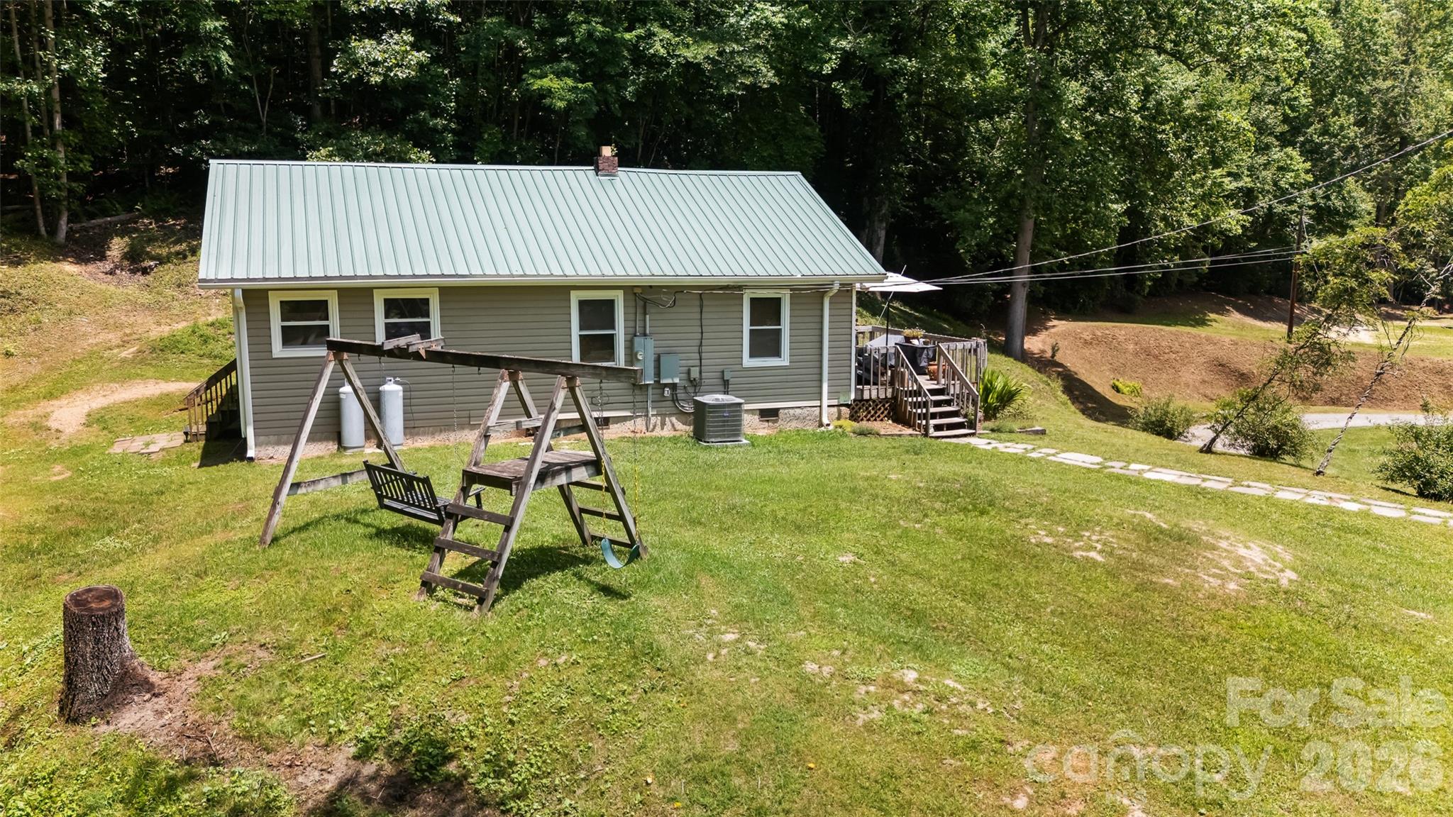726 Israel Road Brevard, NC 28712 - Photo 4 of 35