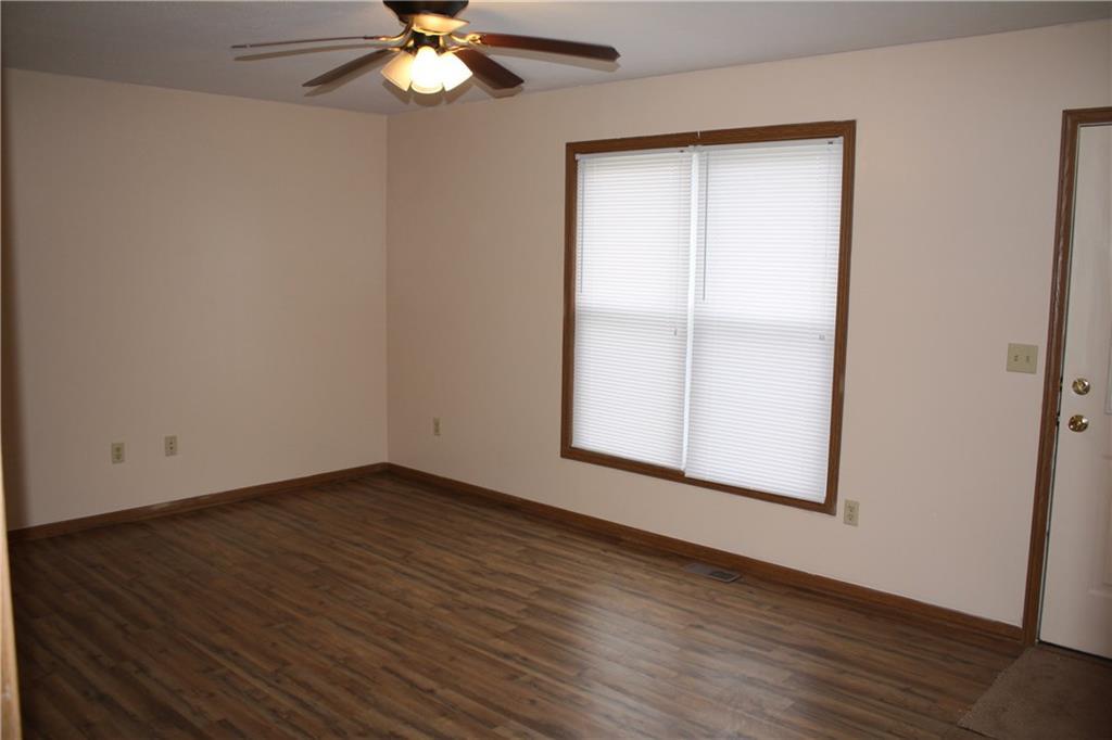 1426 West North Street Springfield, OH 45504 - Photo 5 of 28