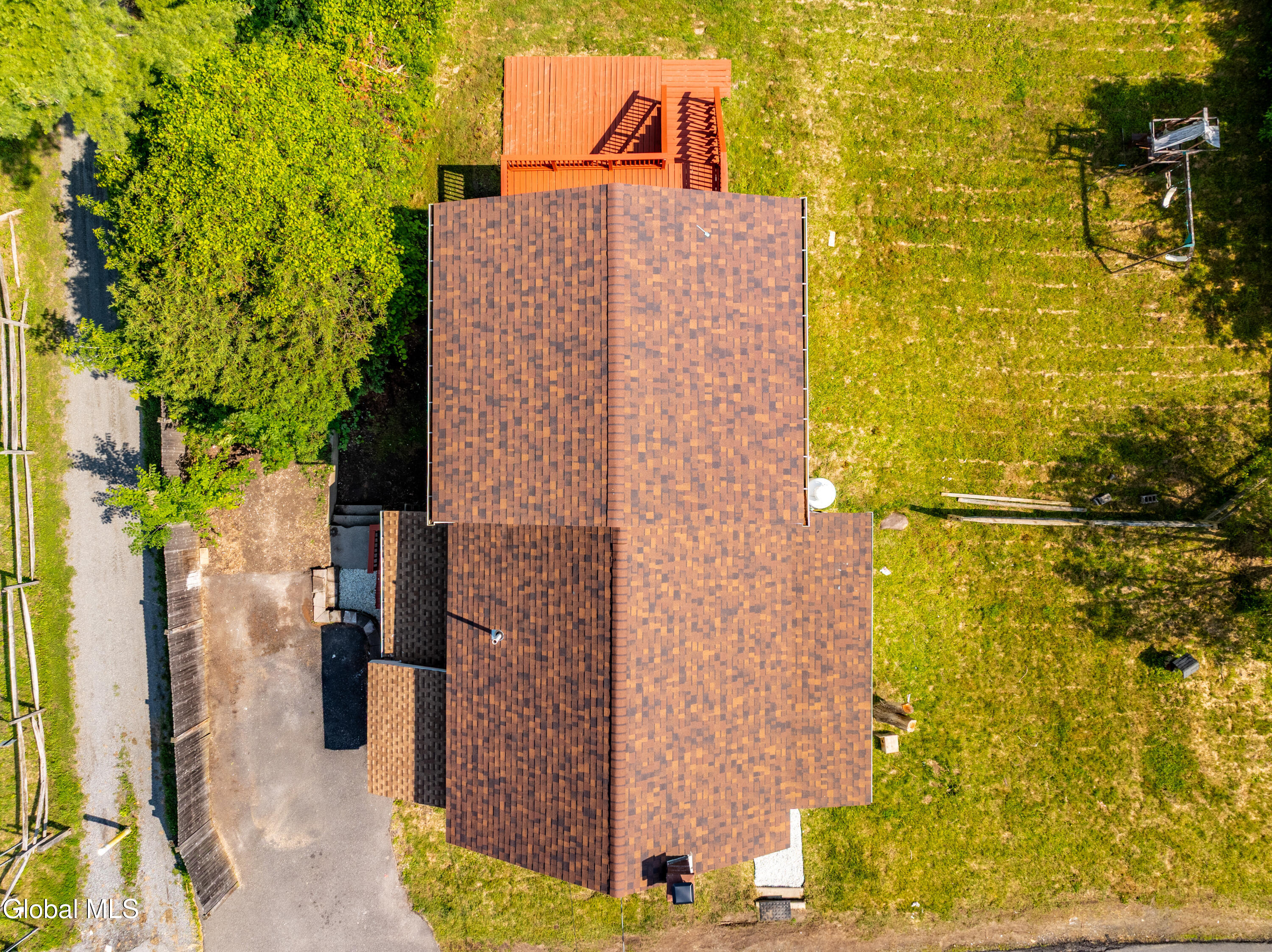 9 Lower Newtown Road Halfmoon, NY 12188 - Photo 21 of 25 Roof