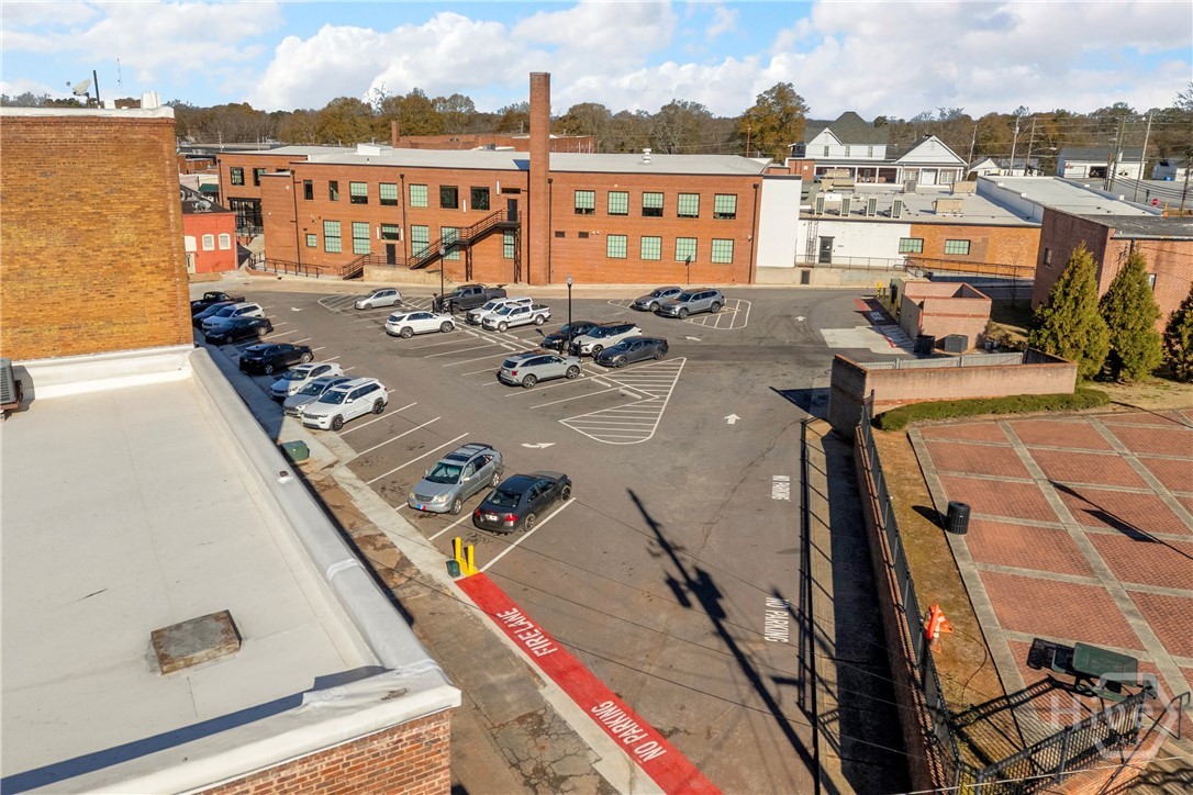 1642 South Broad Street, Unit 22 Commerce, GA 30529 - Photo 3 of 6