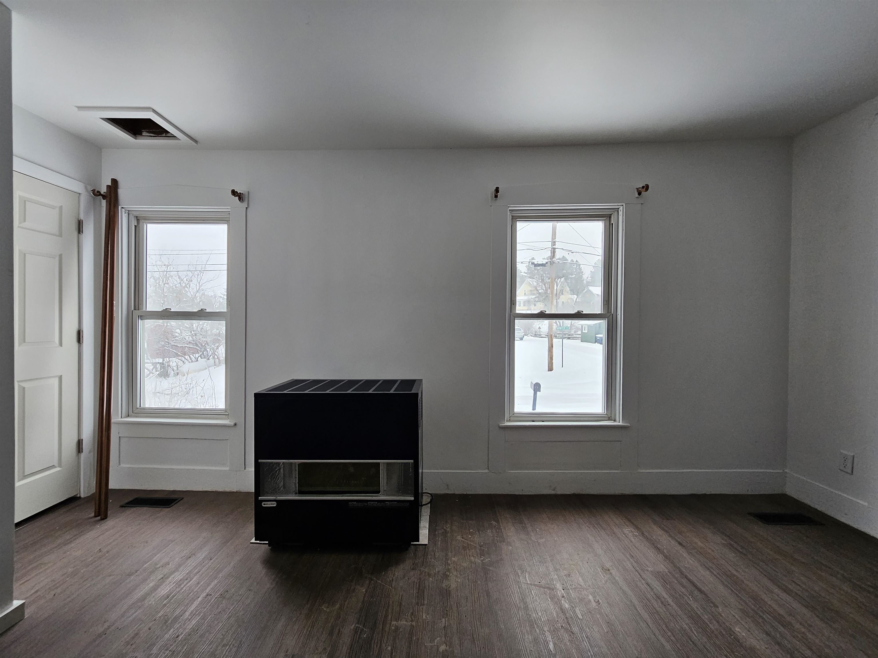 49 Winter Street Hardwick, VT 05843 - Photo 9 of 23