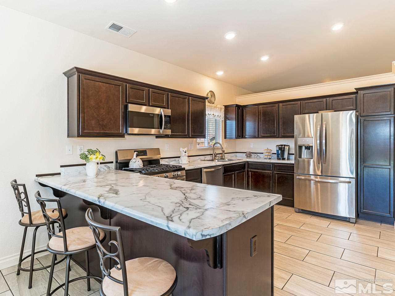 18552 Pequeno Court Reno, NV 89508 - Photo 5 of 21 Photo 5
