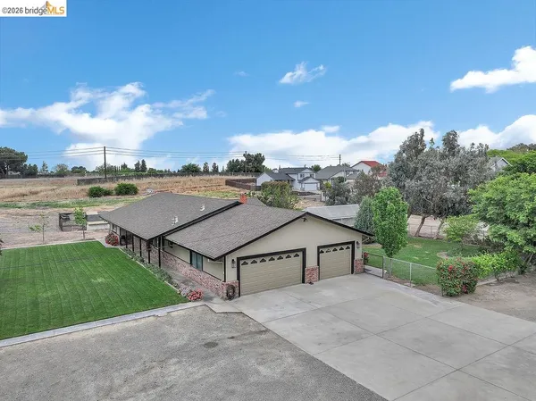 $1,050,000 | 4190 Brown Road, Oakley, CA 94561