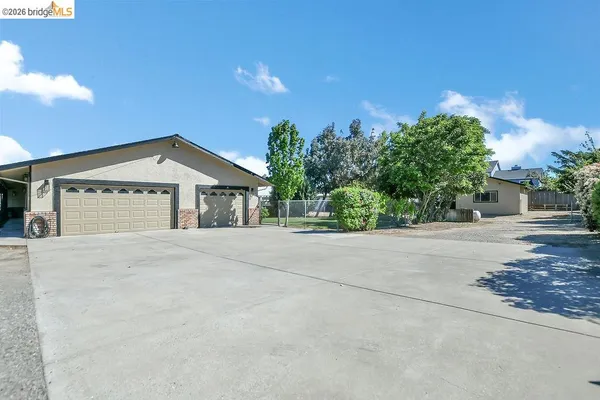 $1,050,000 | 4190 Brown Road, Oakley, CA 94561