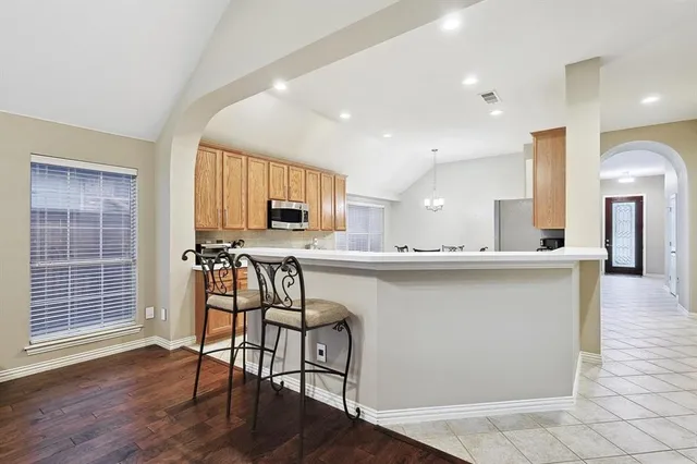 $4,900 | 1000 Noble Avenue Road, Lantana, TX 76226