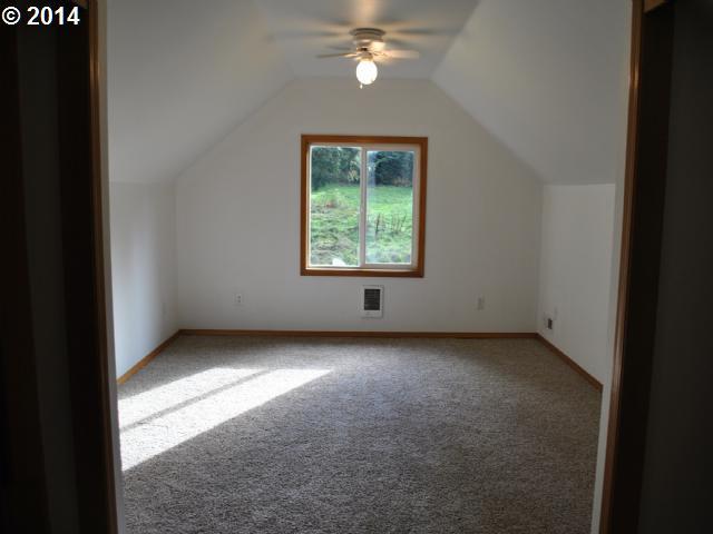 60785 Northwest Cochran Road Timber, OR 97144 - Photo 11 of 16 Gallery Image 11