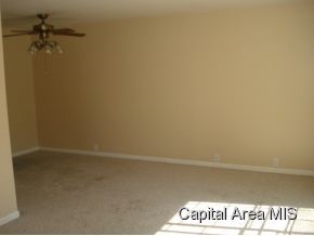 2 Sycamore Row Springfield, IL 62702 - Photo 7 of 8